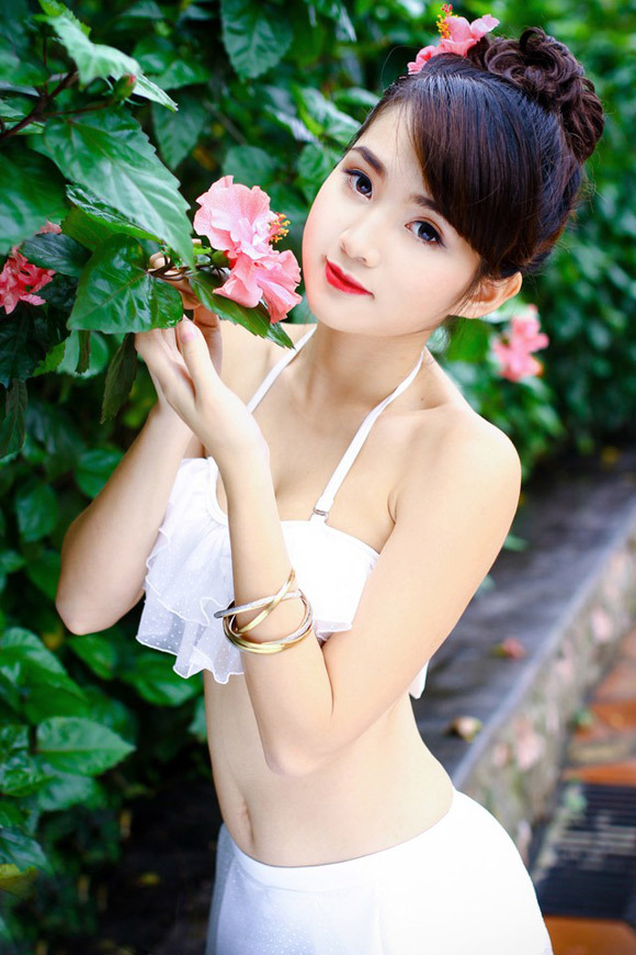 罗娜艳情录经典电影免费观看